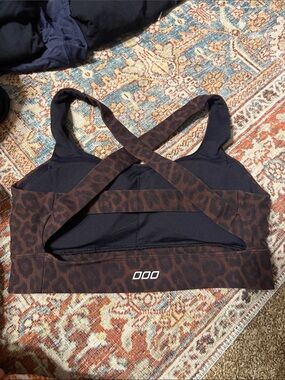 Lorna Jane Leopard Print Crisscross Sports Bra - Brown & Black